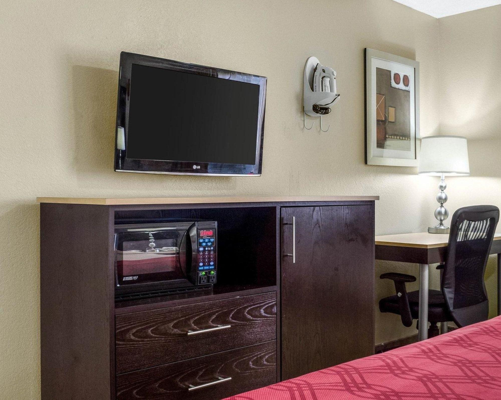 Econo Lodge Grand Forks Esterno foto