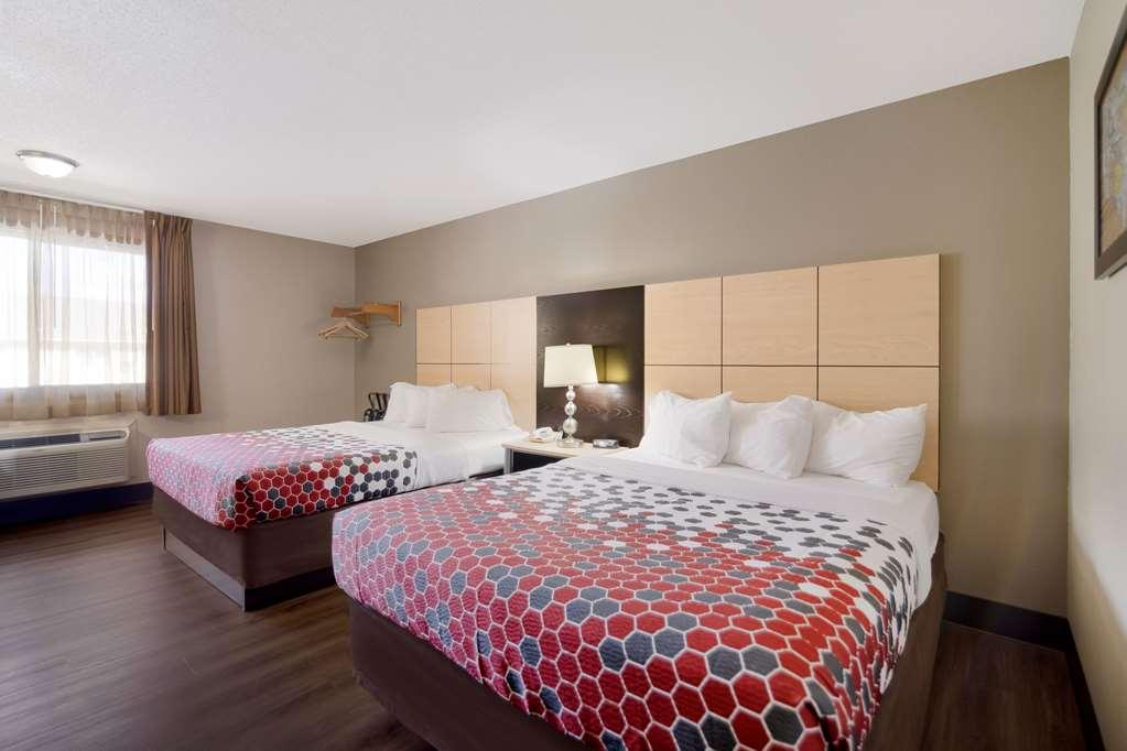 Econo Lodge Grand Forks Camera foto