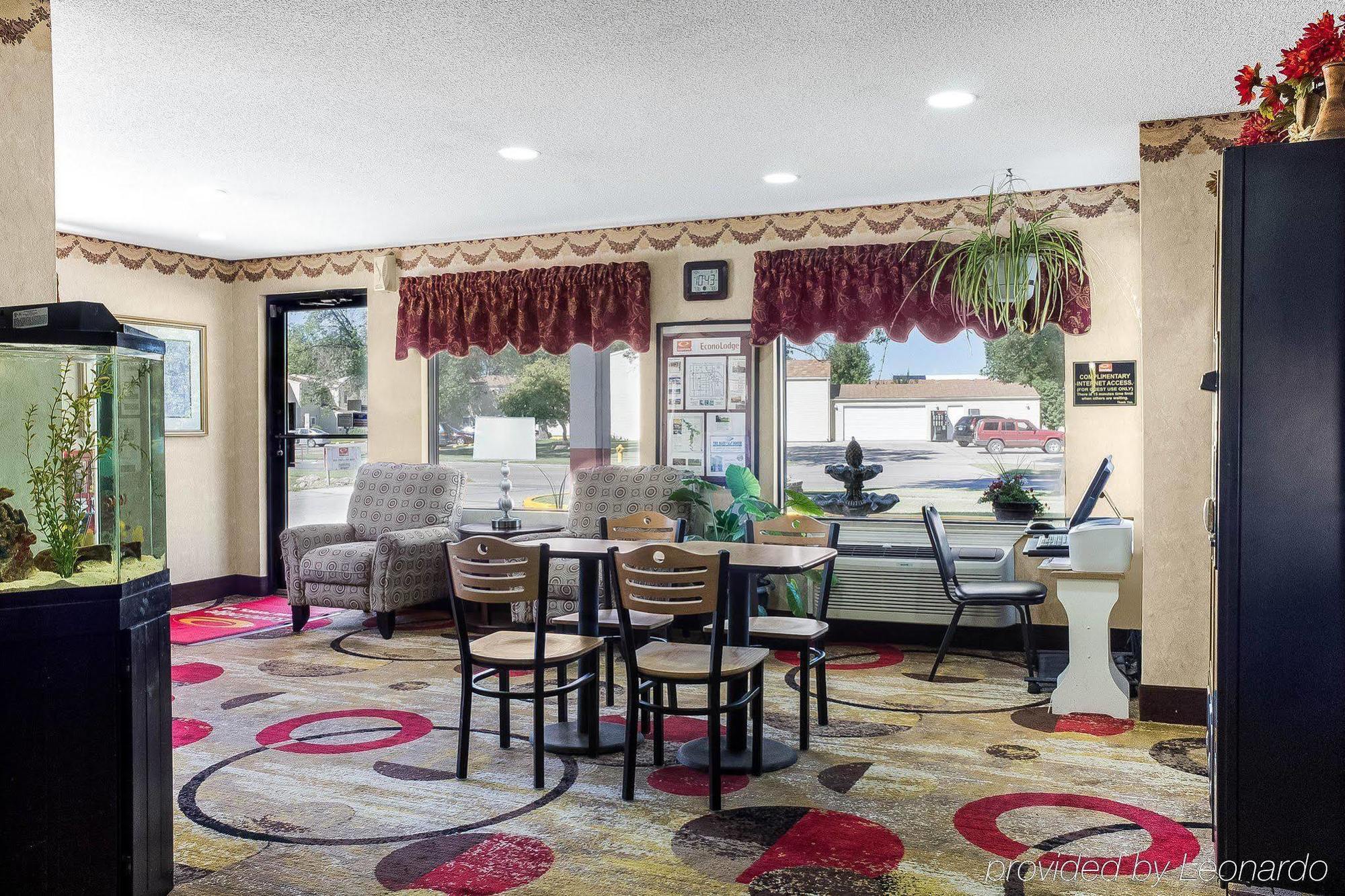 Econo Lodge Grand Forks Esterno foto