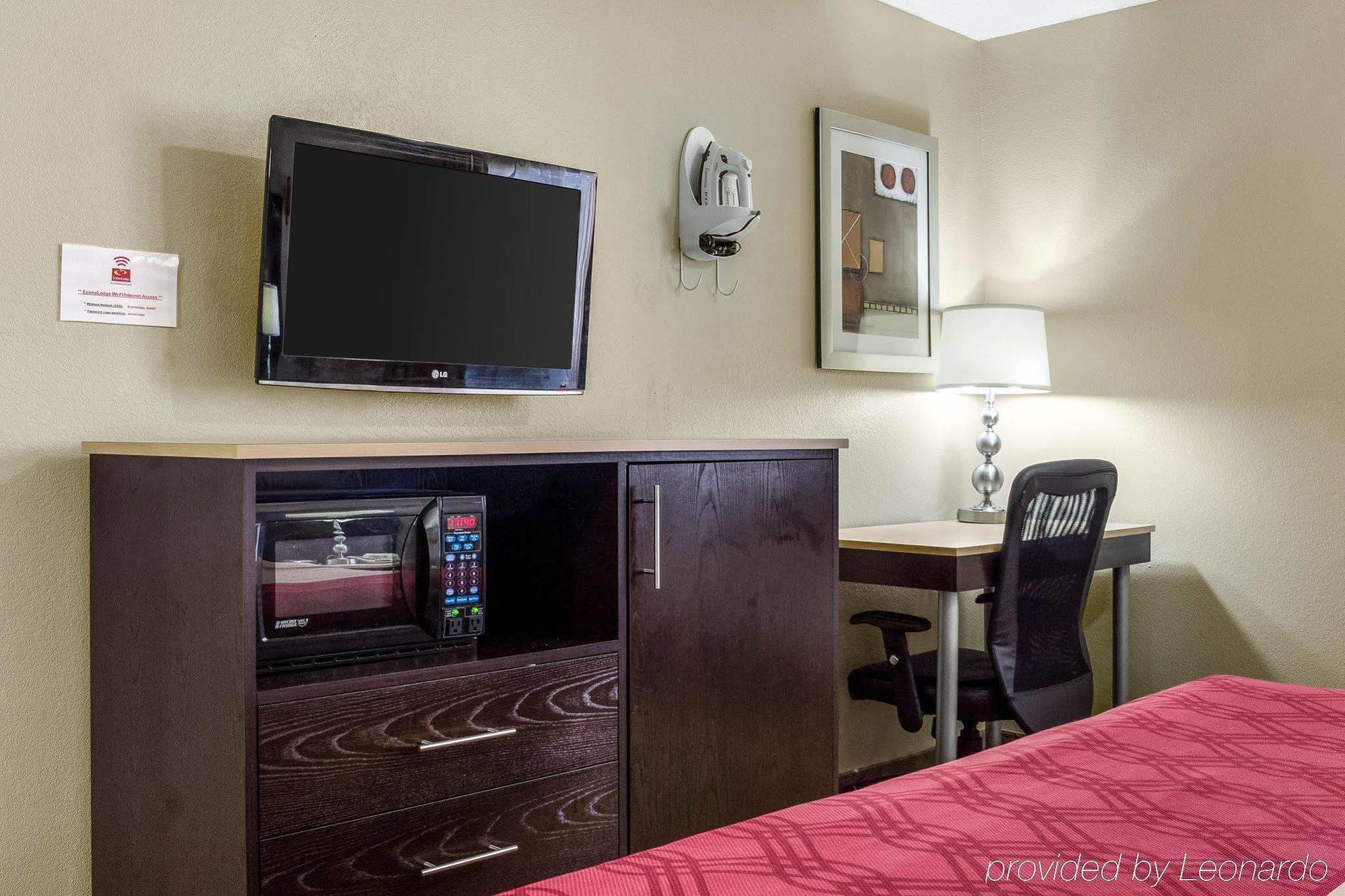 Econo Lodge Grand Forks Esterno foto