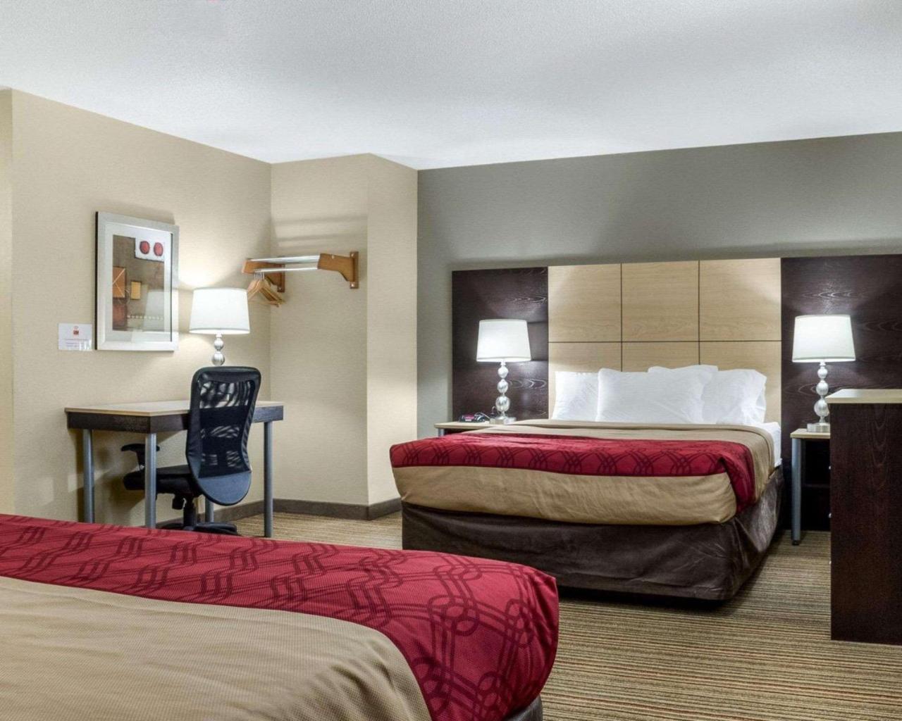Econo Lodge Grand Forks Esterno foto