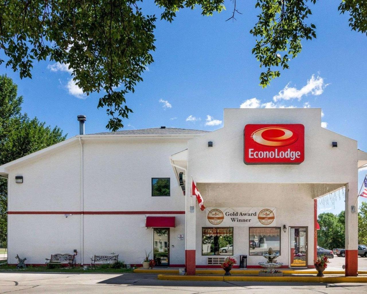 Econo Lodge Grand Forks Esterno foto